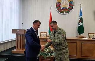 Геннадий Бычко получил нагрудный знак «За дапамогу органам пагранічнай службы»