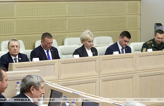 Сенаторы одобрили законопроект по вопросам соцобслуживания и соцвыплат