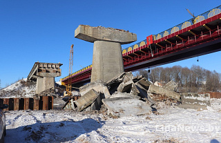 Обрушился пролет старого неэксплуатируемого моста через Неман вблизи агрогородка Белица