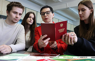 Согласие и доверие между личностью, обществом и госвластью. Миклашевич о значении Конституции