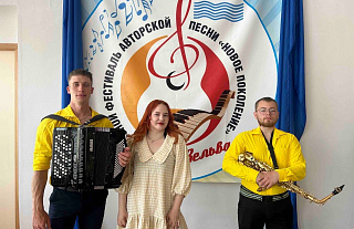 Якія ўзнагароды прынёс май астравецкім талентам