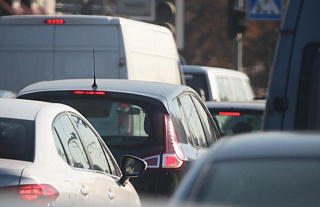 За выходные дни очередь легковых авто на границе увеличилась на 350 единиц