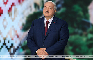 Александр Лукашенко: человечество еще не окунулось в третью мировую войну, но уже идет настоящая информационная война