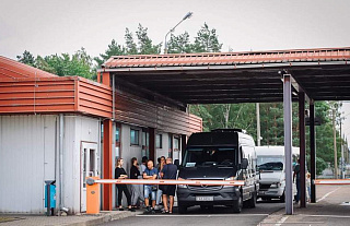 Пересечение транспортными средствами Государственной границы Республики Беларусь в пунктах пропуска на территории Гродненской области временно будет осуществляться без уплаты местного сбора