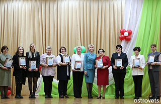 Фотафакт. На Астравеччыне ўшанавалі пераможцаў абласнога этапу алімпіяды па вучэбных прадметах, іх бацькоў і педагогаў