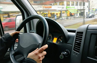 Штраф до Br4200. У автовладельцев появилась новая обязанность