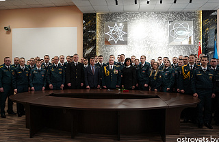 Фотофакт. Спасатели Островецкого РОЧС отметили профессиональный праздник