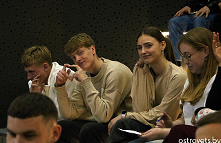 Игроки ФК «Островец» поучаствовали в музыкальном квизе