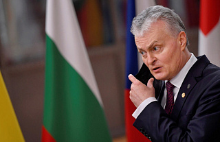 Президент Литвы подписал закон о строительстве военного полигона в Капчяместисе