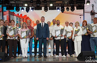Праздничное мероприятие ко Дню строителя прошло в Островце (дополнено)