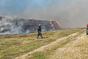 Под Сморгонью детская шалость с огнем уничтожила 450 тонн соломы