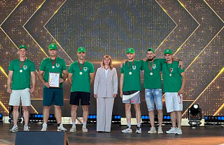 “Бацькаву мілю” скарылі астраўчане