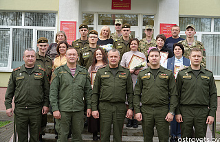 Спасибо за сыновей: в Островецком райвоенкомате прошло чествование матерей военнослужащих