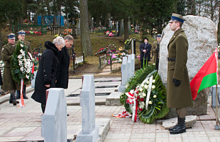 Помнік-мемарыял адкрыты на Варнянскіх могілках