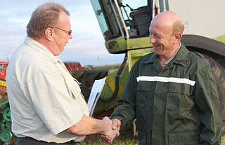 Ураджай-2011: прэміі з дастаўкай на жніво