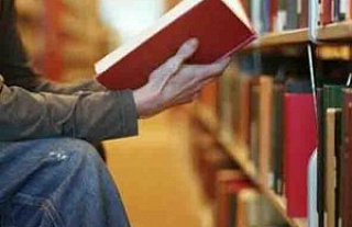 На працягу года ў бібліятэках Астравеччыны праходзіла акцыя “Чытаем беларускую кнігу"