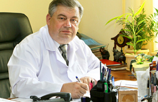 Островецкий главврач Валентин Точеный признан лучшим руководителем Гродненщины