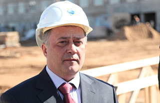 Юрий Пустовой и его команда