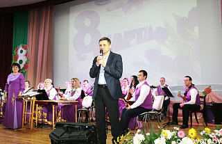 Астраўчанак з 8 Сакавіка павіншаваў народны ансамбль народнай песні “Роднасць” з Драгічына