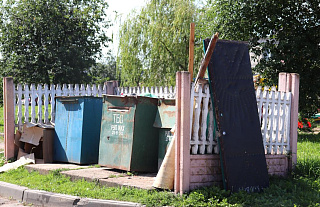 Диваны нужно вывозить