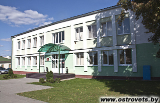 На пять вопросов о главном ответили педагоги Островецкой детской школы искусств