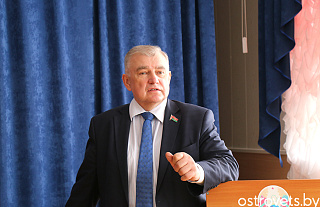 О чём депутат разговаривал со школьниками