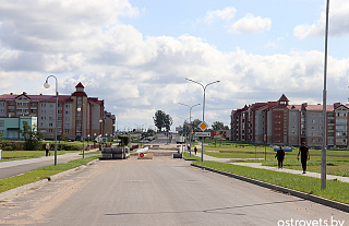 Мост і вуліцу адкрыюць да пачатку верасня