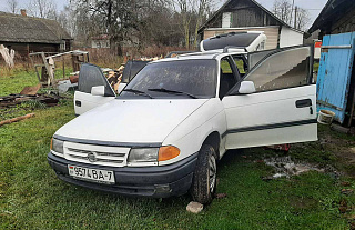 Легковой автомобиль горел в Трайгах
