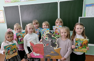 Чытачы Міхалішкаўскай бібліятэкі вандравалі па казках 