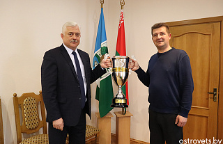 С чемпионством во второй лиге «зелёно-белых» поздравил Игорь Шалудин 