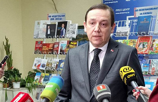 В газетах по-прежнему наблюдается дефицит аналитических жанров — Владимир Перцов