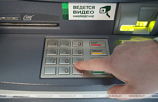 Беларусбанк рассказал, как сейчас работают платежные карточки