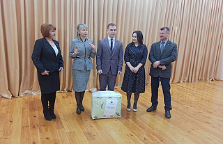 Поздравления с рождением семьи принимали гервятские педагоги 