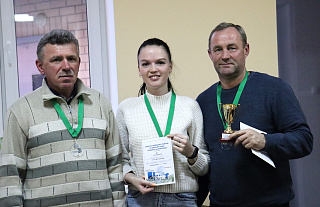 К победе по чёрно-белому полю «шли» лучшие шашисты района