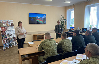 Школьнікі і пагранічнікі абмеркавалі пытанні адзінства народа і краіны
