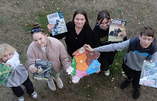 Цуды прыроды вывучалі ў Альхоўскай бібліятэцы