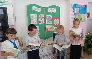 Пра беларускую мову і гісторыю краіны гаварылі гервяцкія школьнікі ў тыдзень роднай мовы