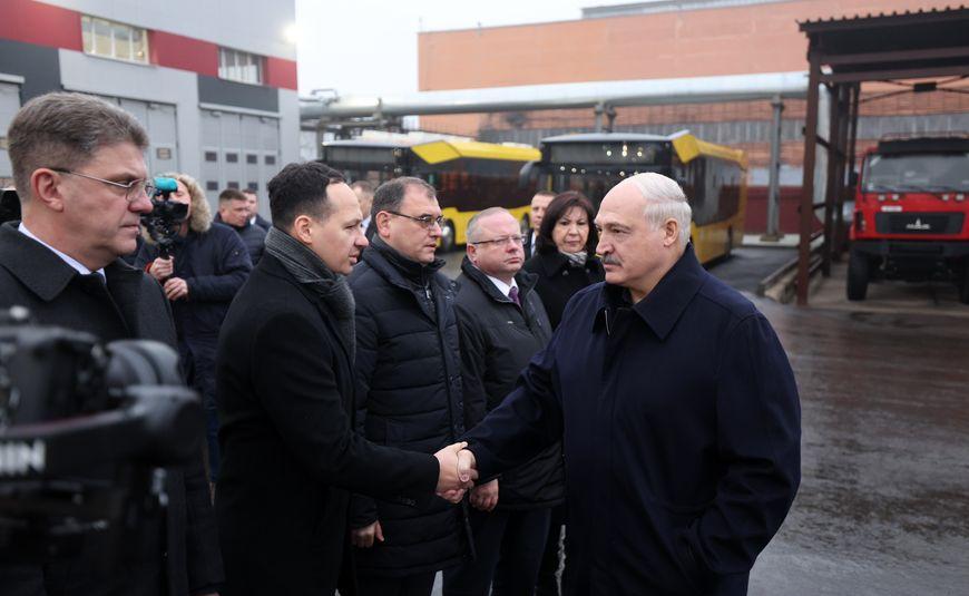 Александр Лукашенко сегодня посетил Минский автозавод