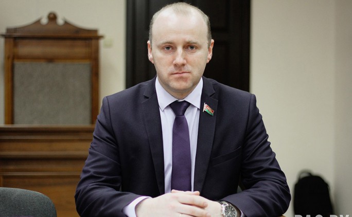 Братская нам Украина, к сожалению, стала разменной монетой Запада в большой политической игре