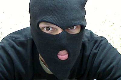 Молодой парень обворовывал деревенские дома