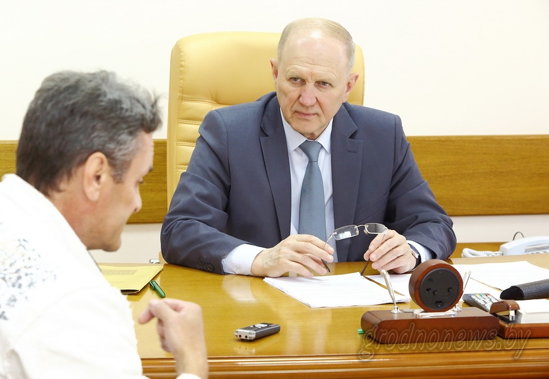 Председатель областного исполнительного комитета Владимир Кравцов провел прием граждан