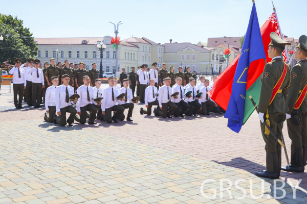 В ГрГУ имени Янки Купалы состоялся торжественный выпуск офицеров