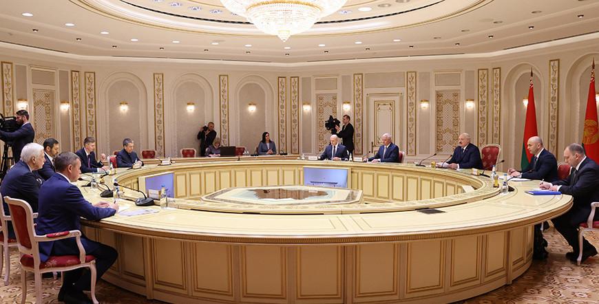 Александр Лукашенко: Беларусь и Россия делают очень большую ставку на промышленную сферу