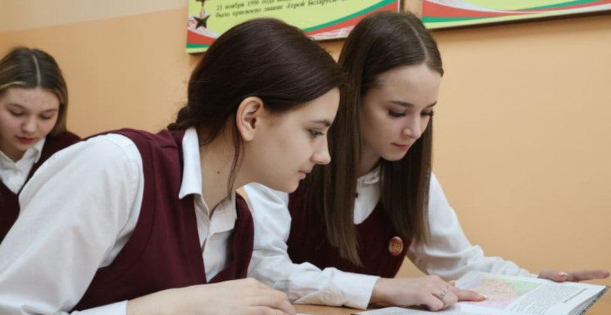 На Гродненщине в честь 80-летия Победы проводят уроки мужества для детей