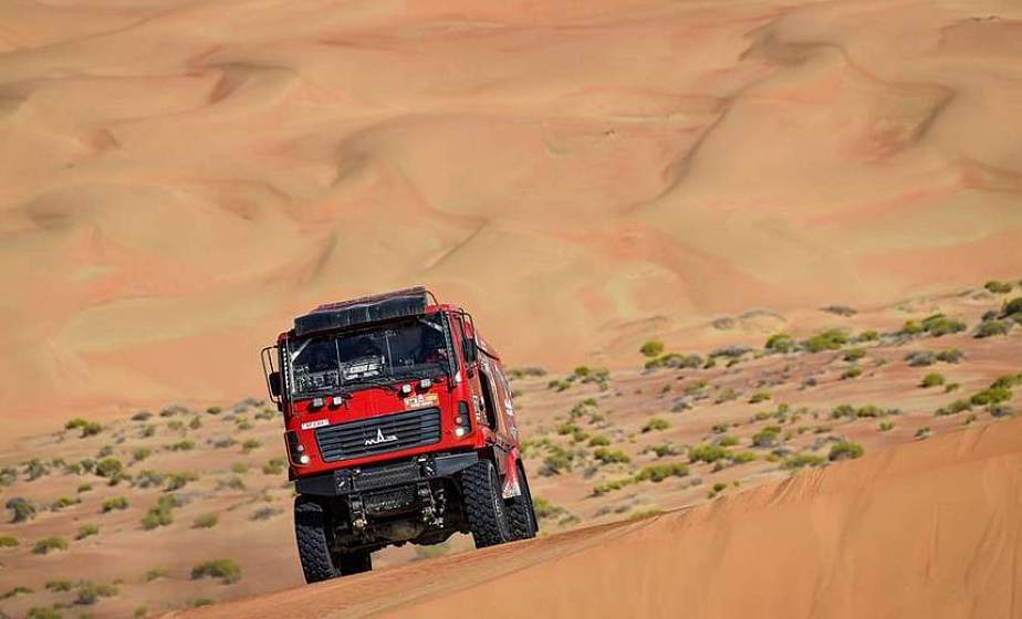 «Дакар-2020». Экипаж Сергея Вязовича на МАЗе занял третье место в итоговом зачете