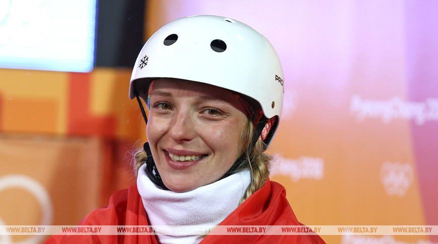 Анна Гуськова выиграла золото на этапе КМ по фристайлу в Москве