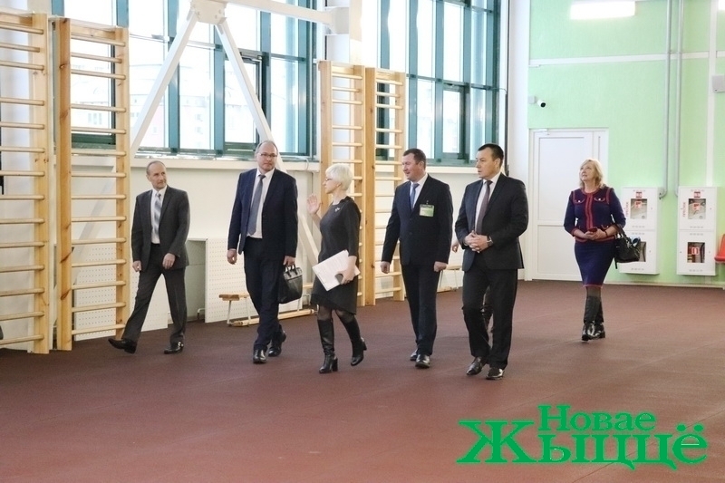 Заместитель министра труда и социальной защиты Беларуси Валерий Ковальков посетил Новогрудский район
