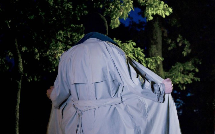 В Лиде пьяный эксгибиционист оголился перед двумя женщинами