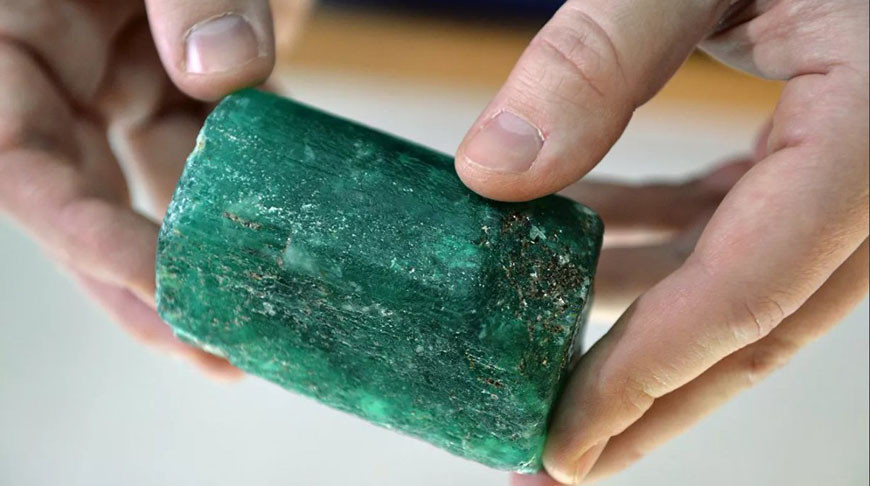 Редкий изумруд нашли в Свердловской области