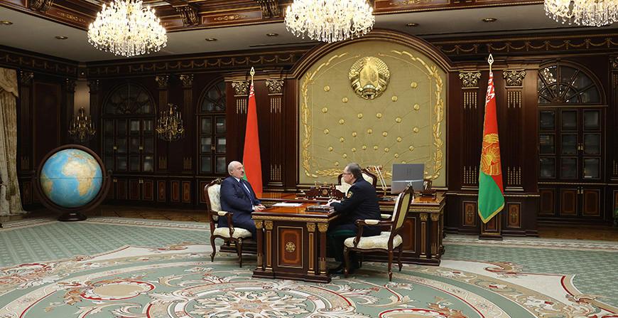 Раскаянные грехи, кредитные плюшки, момент для науки и экзамен у Александра Лукашенко по ценообразованию. Подробности насыщенной недели Президента